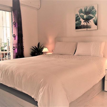 Fabulous 2 Bed 2 Bath Apartment ! Villamartin  Exteriér fotografie