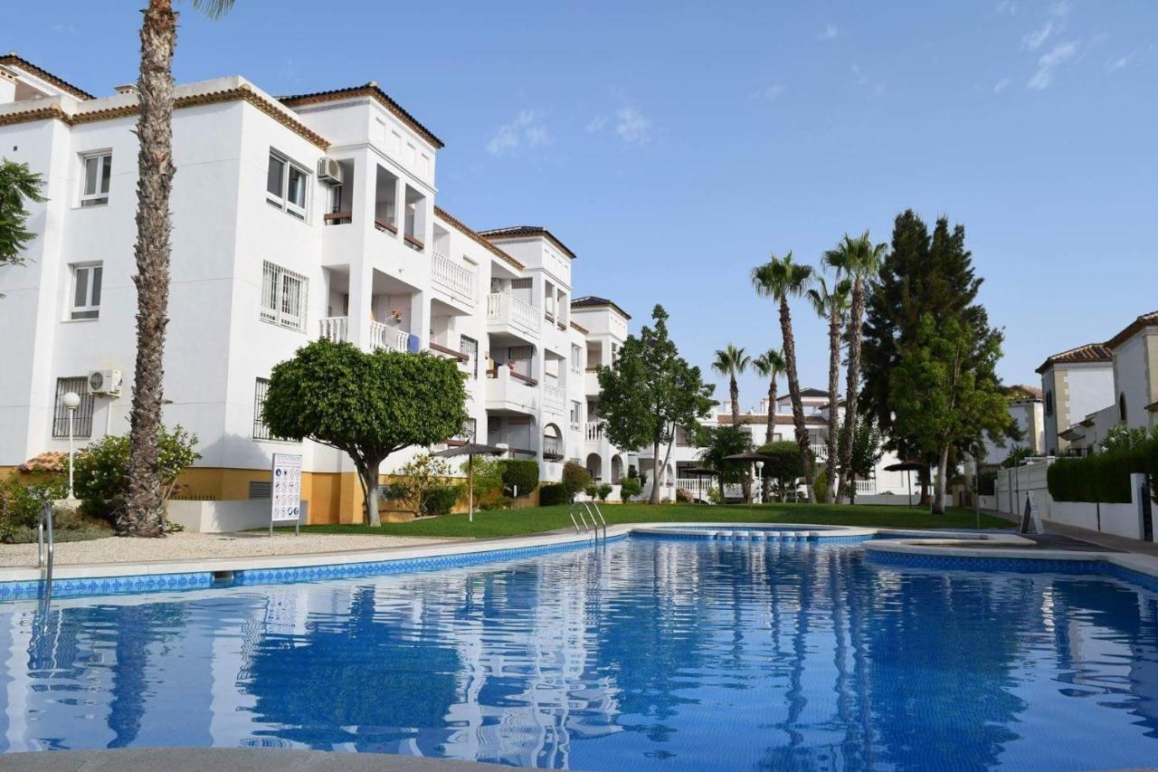 Fabulous 2 Bed 2 Bath Apartment ! Villamartin  Exteriér fotografie